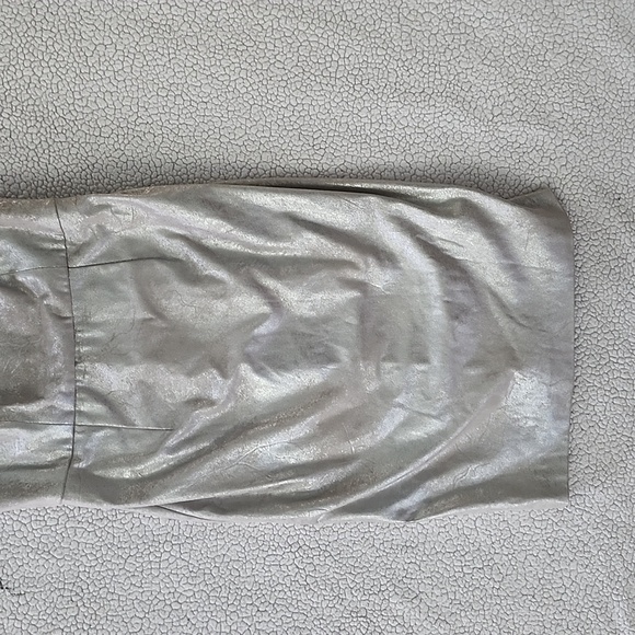 Lauren by Ralph Lauren straight dress size 4 metallic champagne color lined - Picture 3 of 13